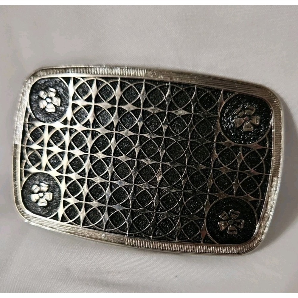 Vintage Ladies Silvertone Beltbuckle With Flower Accents